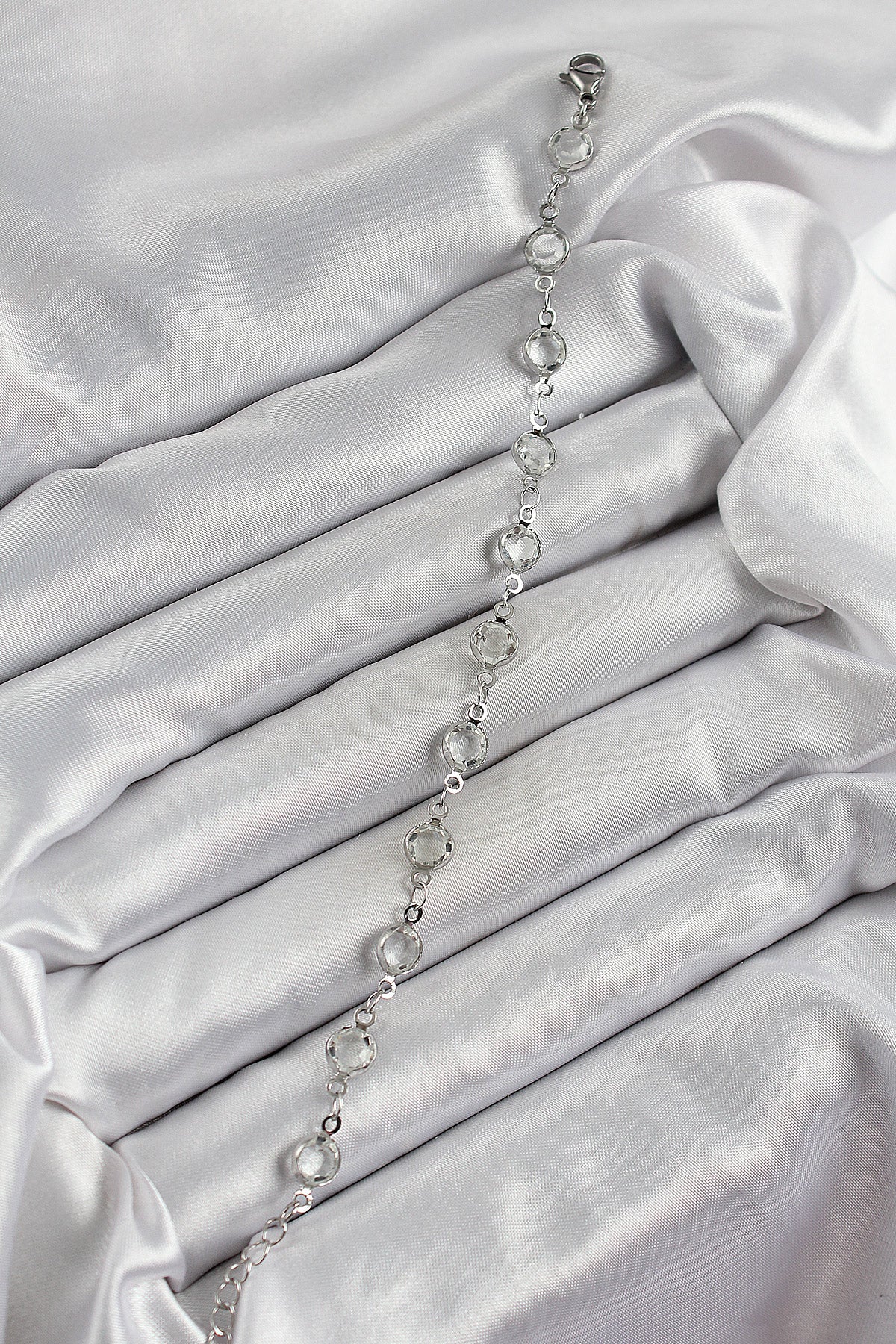 Pirinç Gümüş Renk Zirkon Taşlı Bileklik